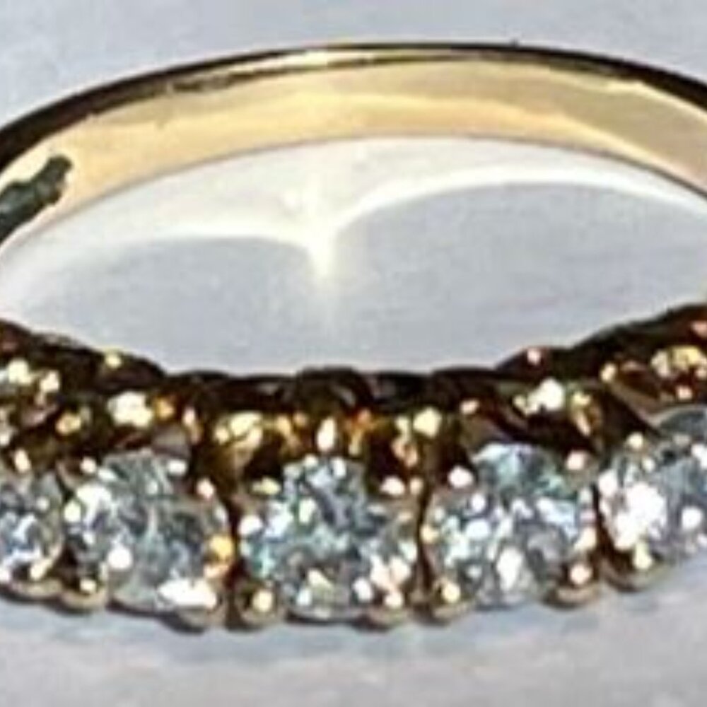 14k Solid Yellow Gold Anniversary Band Size 5 sizable up/down - Picture 2 of 6